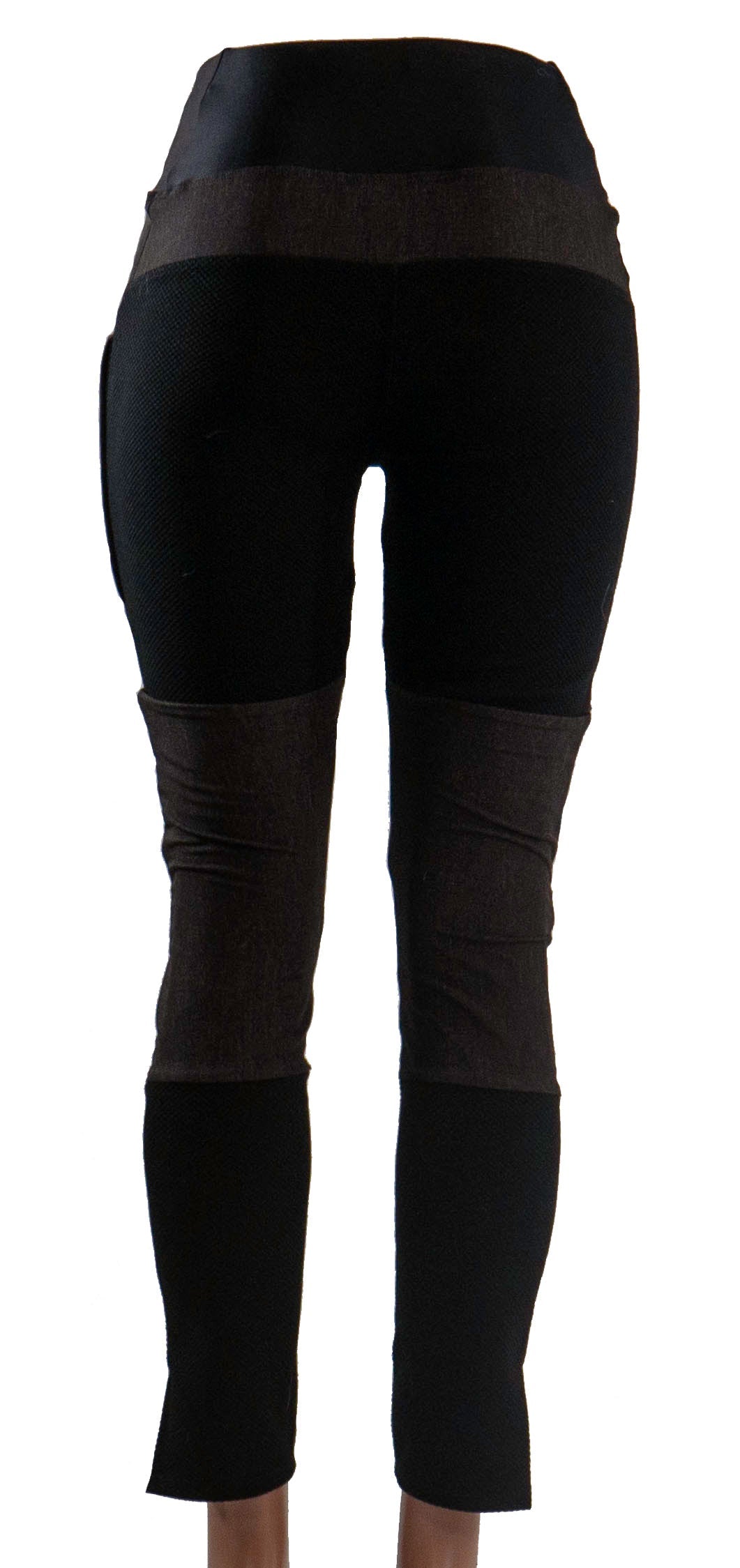 Mountain bike pants in black denim for women, durable and stretchy, without G-Form pad.